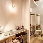 Capranica Private Gasthuis 4*