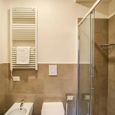 Πανσιόν Capranica Private 4*